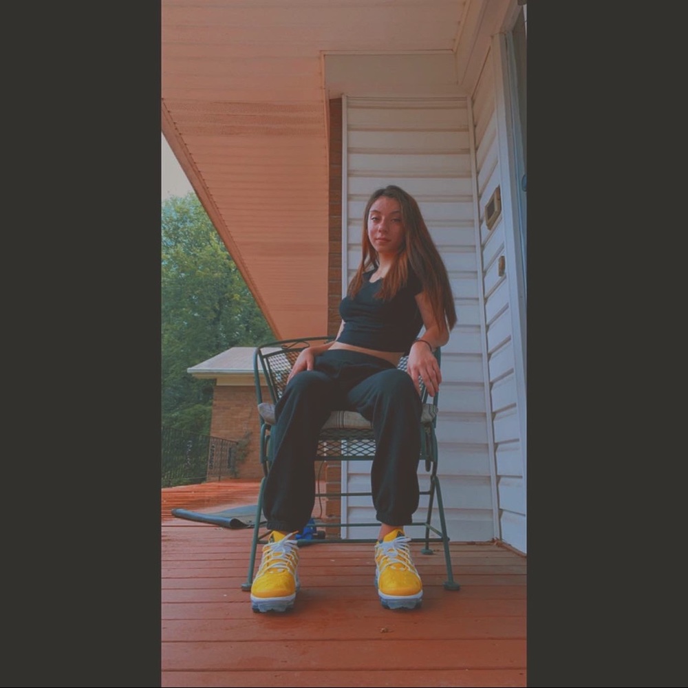 Meet your Posher, Madison